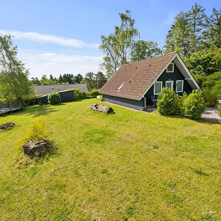 Cosy In Scenic Surroundings Near Feriehus *