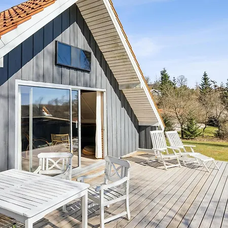 Cosy In Scenic Surroundings Near Feriehus *