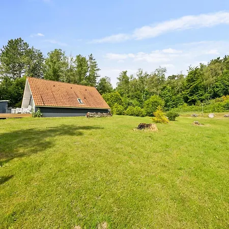 Cosy In Scenic Surroundings Near Feriehus *